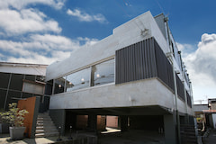 Enishira Stream Gallery